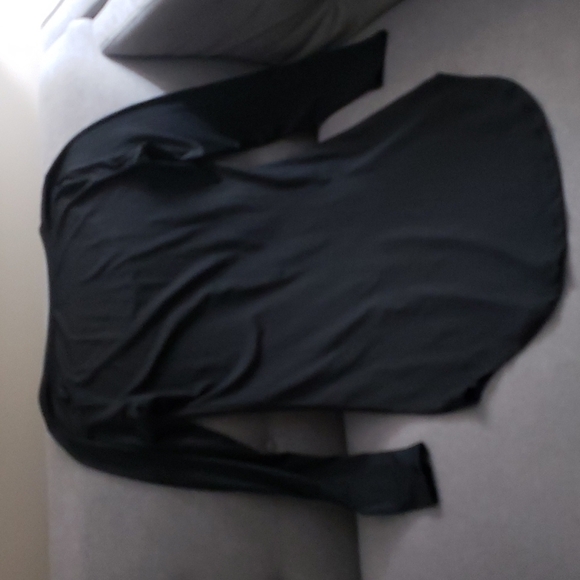 AtZ California womens long black shirt top blouse size medium rounded cr… - Picture 5 of 7